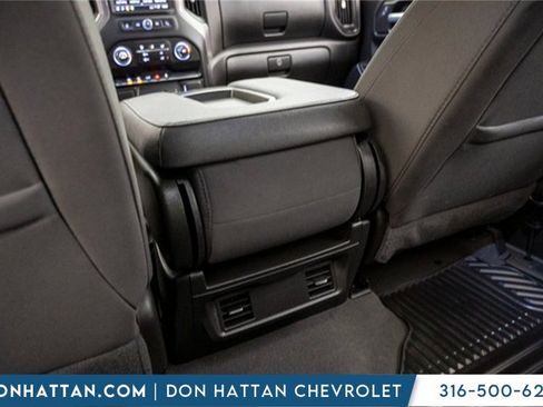 Used 2022 Chevrolet Silverado 1500 Custom image 24