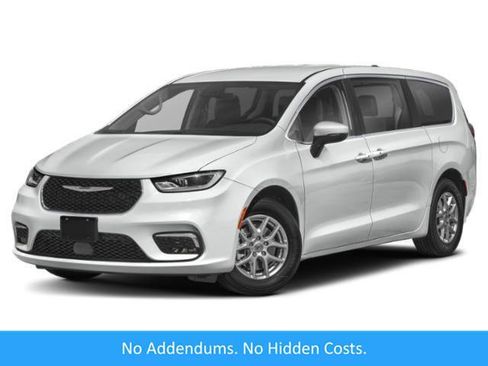 Used 2024 Chrysler Pacifica Touring-L FWD image 1
