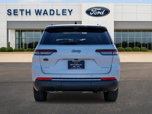 Used 2024 Jeep Grand Cherokee L Limited w/ Luxury Tech Group II image 6