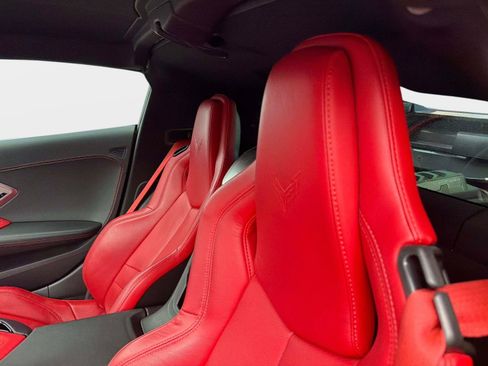 Used 2020 Chevrolet Corvette Stingray Preferred Cpe w/ 2LT Preferred Equipment Group RWD image 16