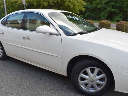 Used 2005 Buick LaCrosse CXL FWD image 50