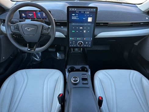 Used 2024 Ford Mustang Mach-E Premium image 16