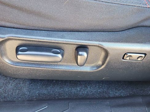 Used 2021 Toyota Tacoma SR5 image 19