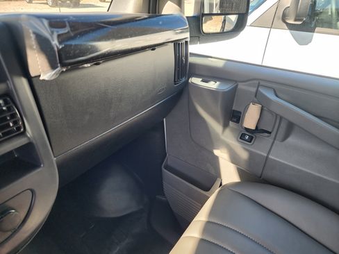 New 2025 Chevrolet Express 2500 w/ Driver Convenience Package image 37