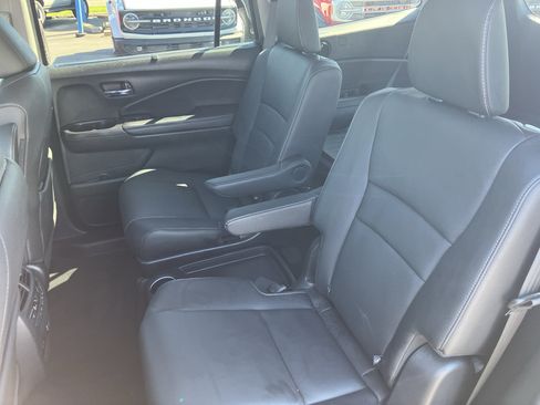Used 2022 Honda Pilot Touring image 32