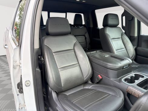 Used 2019 GMC Sierra 1500 Denali w/ Driver Alert Package II AWD/4WD image 11