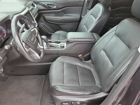 Used 2017 GMC Acadia SLT FWD image 3