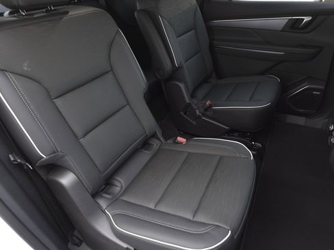 New 2026 Buick Enclave Sport Touring w/ Power Package FWD image 44