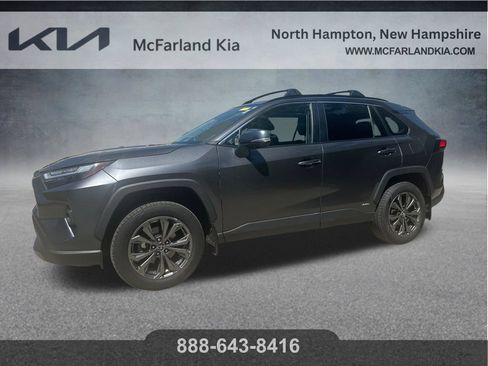 Used 2022 Toyota RAV4 Limited AWD/4WD image 6