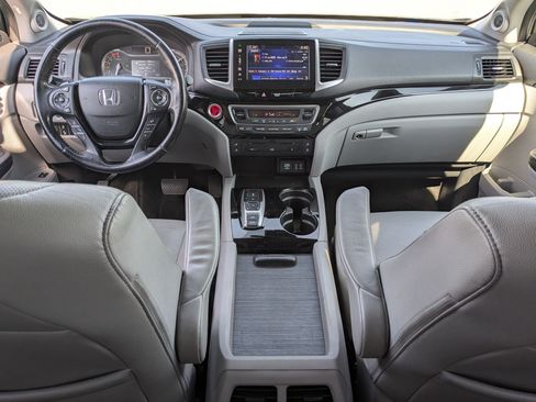 Used 2016 Honda Pilot Elite image 32