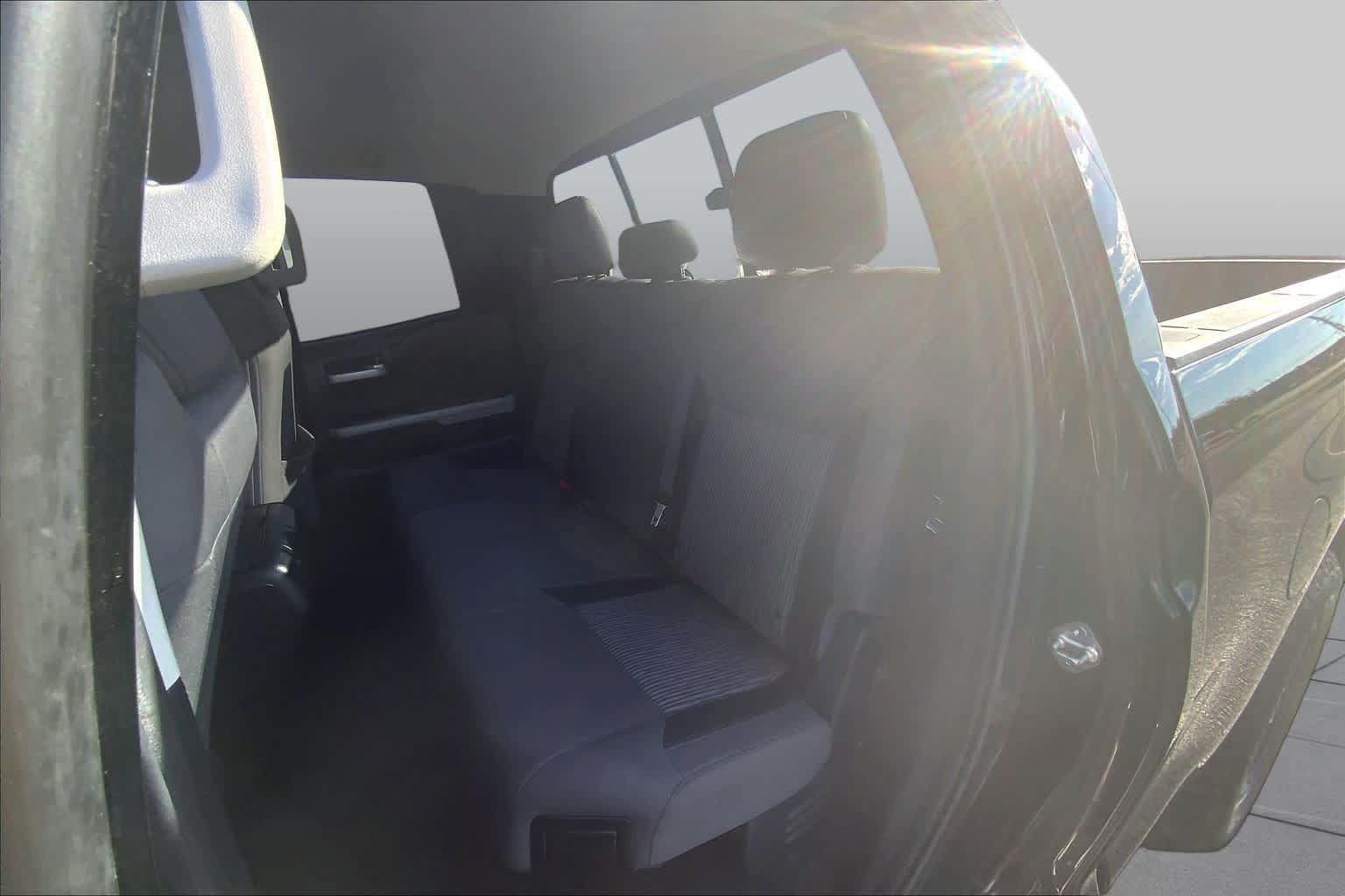 Used 2014 Toyota Tundra SR5 w/ SR5 Upgrade Package AWD/4WD image 21