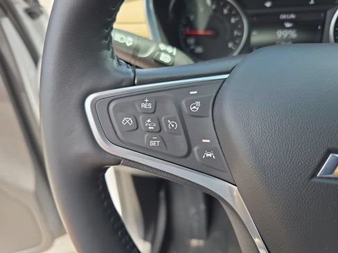 Used 2022 Chevrolet Equinox Premier FWD image 23