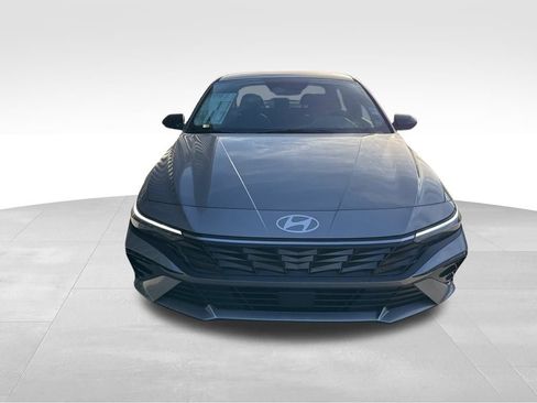 New 2026 Hyundai Elantra SEL Sport image 7