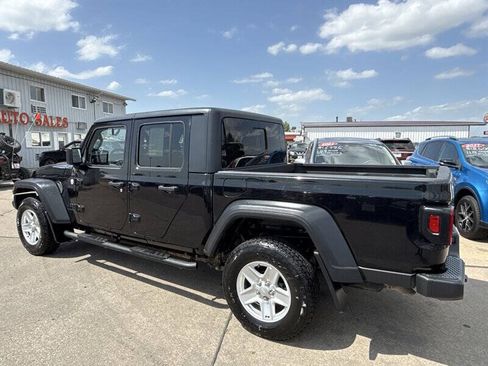 Used 2020 Jeep Gladiator Sport w/ Quick Order Package 24S AWD/4WD image 4