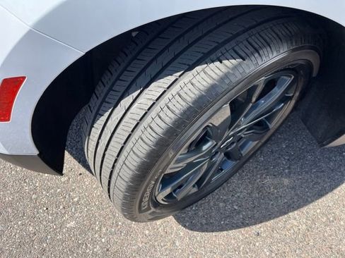 Used 2022 Chevrolet Equinox RS w/ Infotainment Package image 21