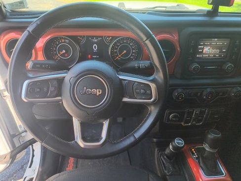 Used 2020 Jeep Gladiator Sport w/ Quick Order Package 24S AWD/4WD image 5