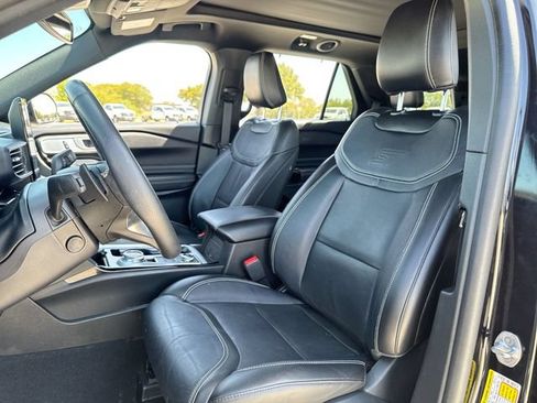 Used 2023 Ford Explorer ST w/ Equipment Group 401A AWD/4WD image 11