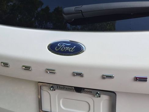 Used 2024 Ford Escape ST-Line w/ Tech Pack #1 AWD/4WD image 10