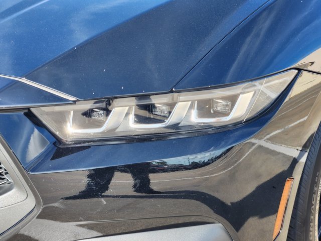 Used 2024 Ford Mustang Coupe RWD image 9