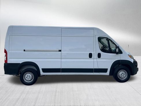 Used 2025 RAM ProMaster 2500 w/ Convenience Group FWD image 5