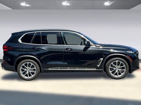 Used 2024 BMW X5 xDrive40i w/ Parking Assistance Package AWD/4WD image 7
