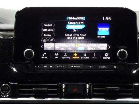 Used 2024 Nissan Pathfinder SV AWD/4WD image 30