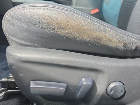 Used 2014 Toyota Camry SE image 25