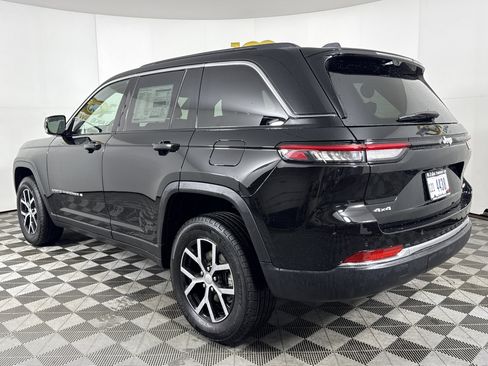 New 2025 Jeep Grand Cherokee Limited w/ Luxury Tech Group II image 5