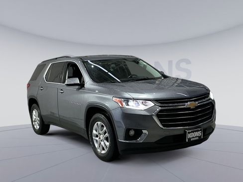 Used 2019 Chevrolet Traverse LT image 18