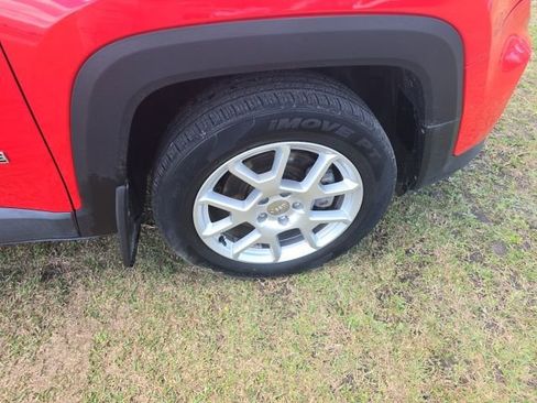 Used 2019 Jeep Renegade Latitude image 31