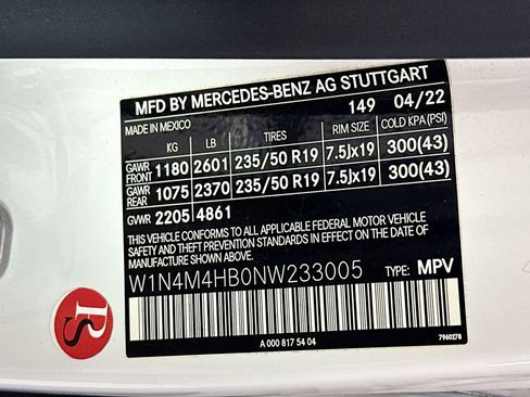 Certified 2022 Mercedes-Benz GLB 250 4MATIC image 31