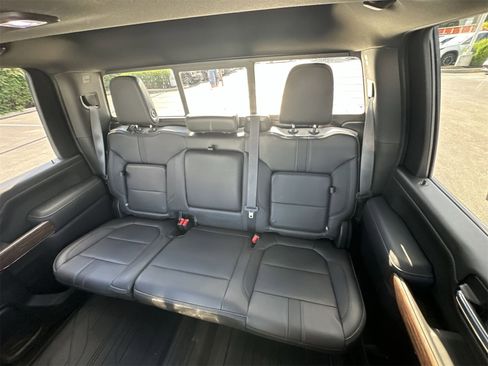 Used 2020 Chevrolet Silverado 2500 High Country w/ Z71 Off-Road Package image 26