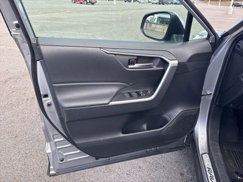 Used 2023 Toyota RAV4 XLE w/ Convenience Package image 38