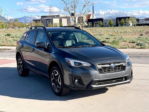 Used 2020 Subaru Crosstrek 2.0i Limited image 3
