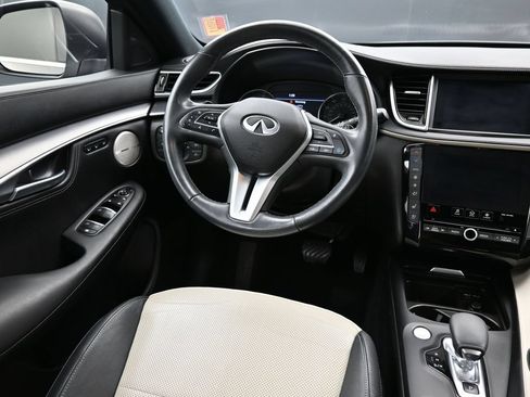 Used 2023 INFINITI QX55 Essential AWD/4WD image 4