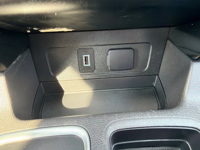 Used 2019 Ford Escape Titanium FWD image 22