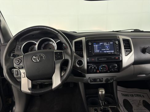 Used 2015 Toyota Tacoma 4x4 Double Cab image 3
