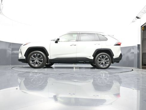 Used 2022 Toyota RAV4 Limited w/ Limited Grade Weather Package AWD/4WD image 20