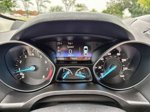 Used 2019 Ford Escape SEL FWD image 10