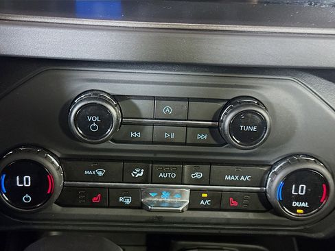 Used 2025 Ford Bronco Big Bend image 24