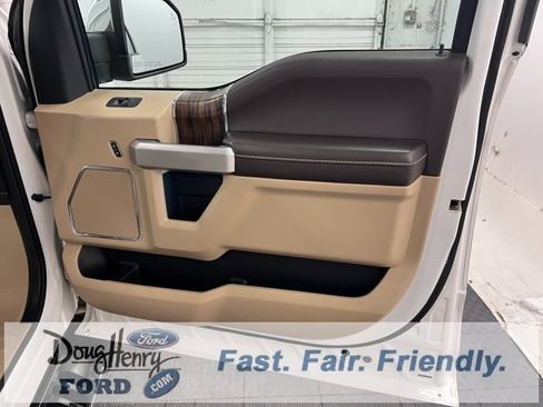 Used 2020 Ford F150 Lariat image 36