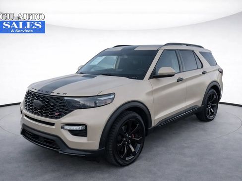 Used 2022 Ford Explorer ST w/ Equipment Group 401A image 3