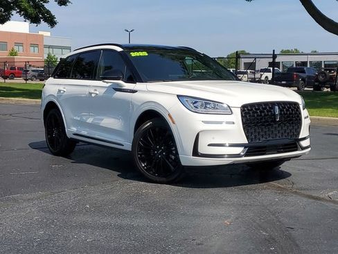 Certified 2025 Lincoln Corsair Reserve w/ Jet Appearance Package AWD/4WD image 1