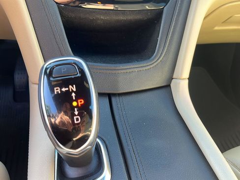 Used 2018 Cadillac XT5 AWD image 21