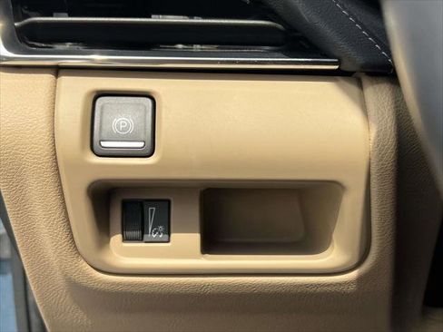 Used 2023 Cadillac CT5 Luxury image 21