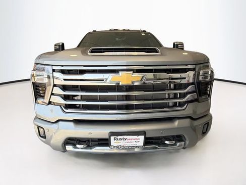 Certified 2025 Chevrolet Silverado 3500 High Country w/ High Country Premium Package AWD/4WD image 2