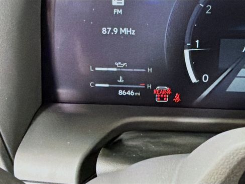 Used 2025 Lexus GX 550 w/ Cold Area Package image 14