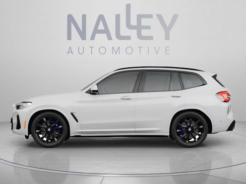 Used 2024 BMW X3 sDrive30i w/ Premium Package RWD image 3
