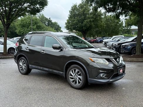Used 2015 Nissan Rogue SL w/ SL Premium Package AWD/4WD image 1
