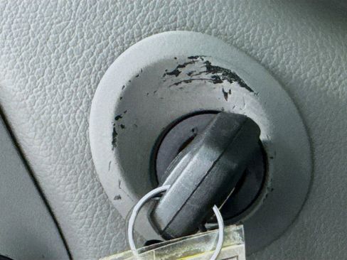 Used 2003 Porsche 911 Carrera RWD image 18